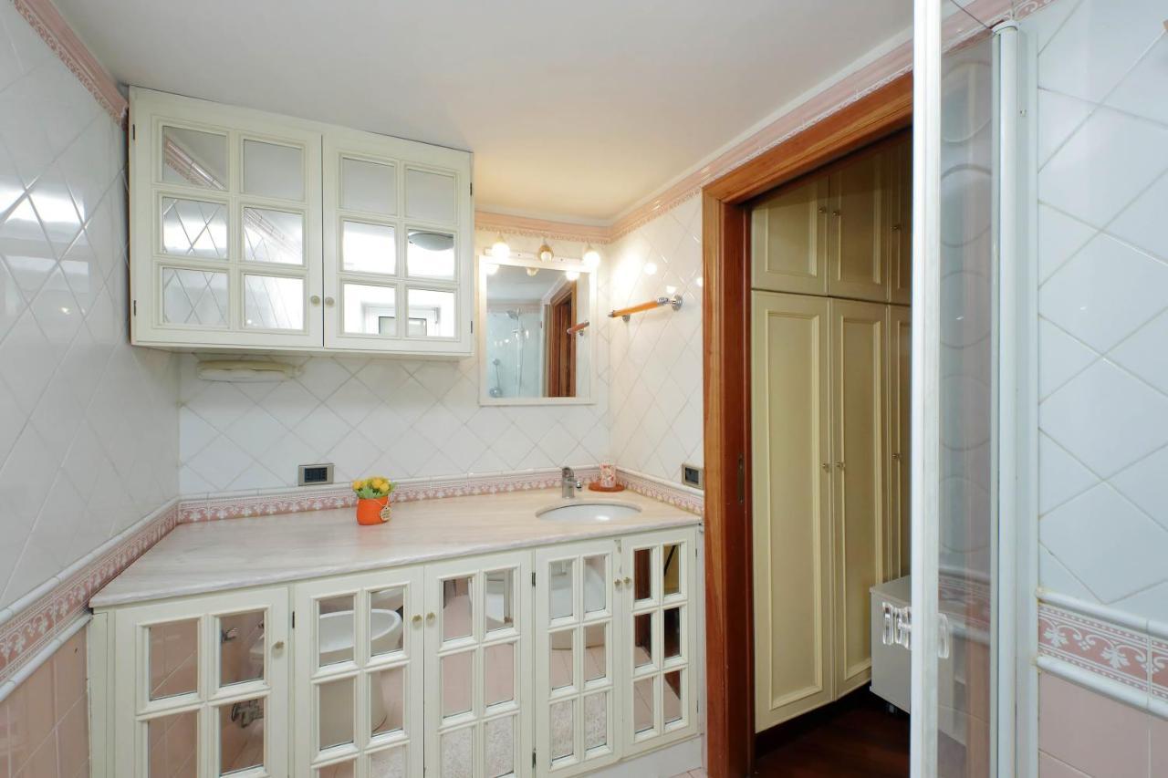 4Bnb - Luxury Trevi Apartment W Terrace Roma Exterior foto